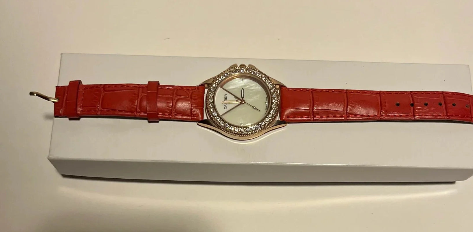 Cartier Women's Designer Watch: Timeless Elegance and Luxury Craftsmanship